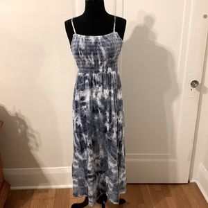 Old navy tie-dye midi dress